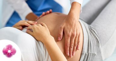 Kobieta w ciąży badania lekarz